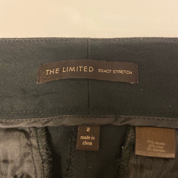 The Limited Black Crop Pants - Picture 2 of 2